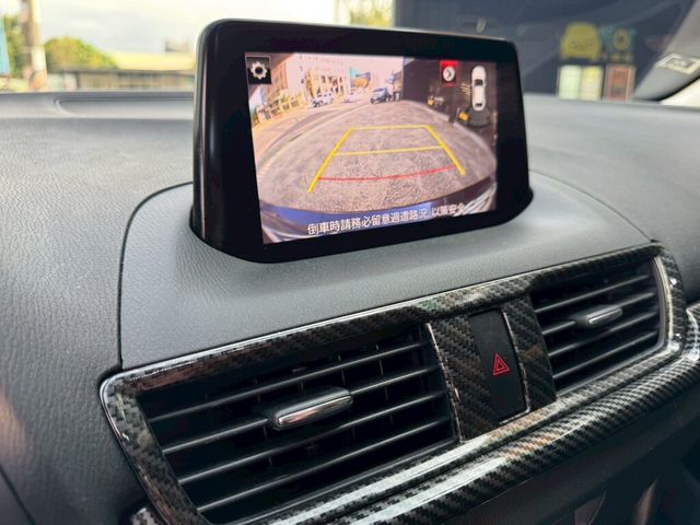 MAZDA馬自達 MAZDA 3  第13張相片