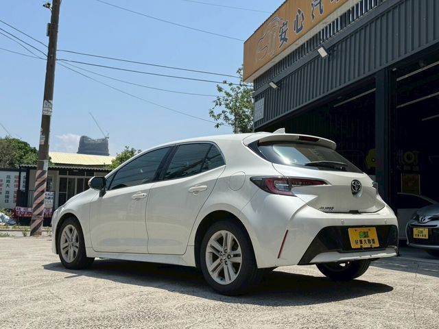 TOYOTA豐田 AURIS  第3張相片