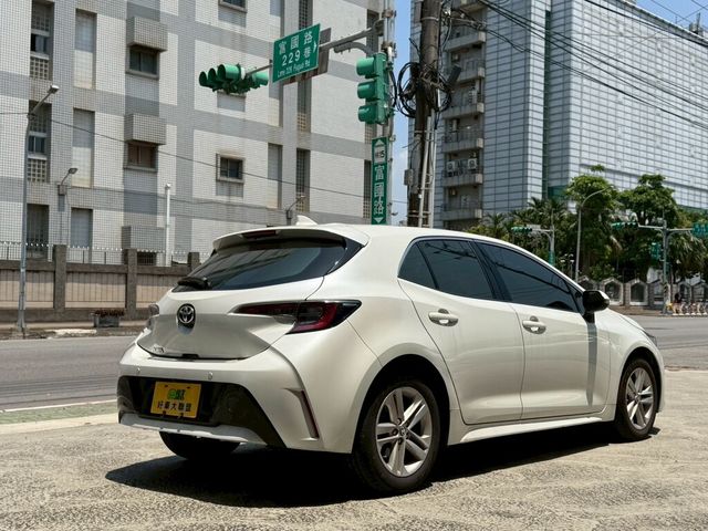 TOYOTA豐田 AURIS  第4張相片