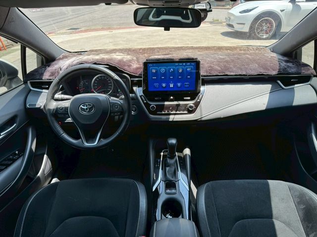 TOYOTA豐田 AURIS  第5張相片