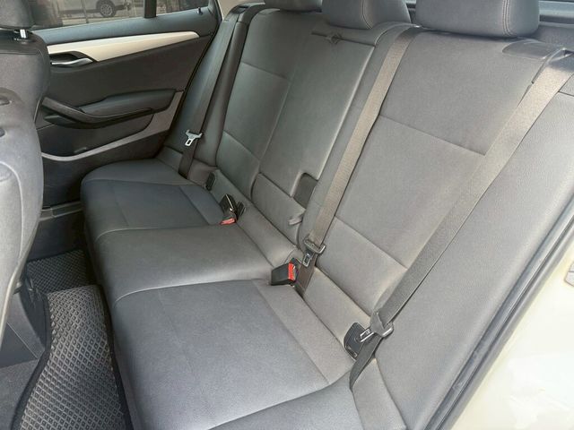 BMW寶馬 X1  第7張相片