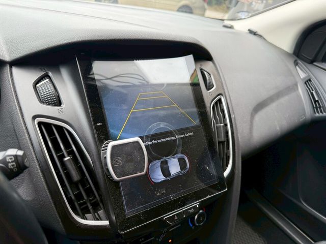 FORD福特 FOCUS  第14張相片