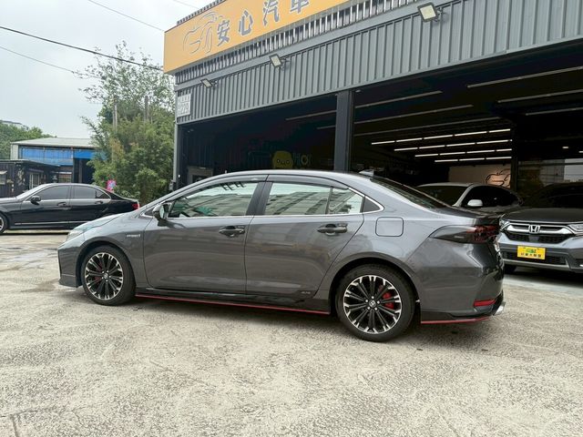 TOYOTA豐田 COROLLA ALTIS HYBRID  第4張相片
