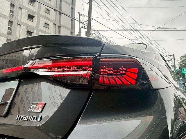 TOYOTA豐田 COROLLA ALTIS HYBRID  第10張相片
