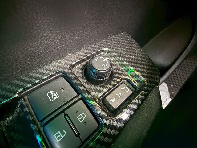 TOYOTA豐田 COROLLA ALTIS HYBRID  第17張相片