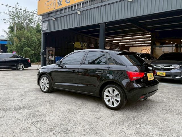 AUDI奧迪 A1  第4張相片