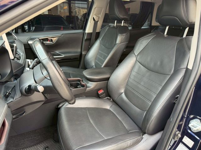 TOYOTA豐田 RAV4  第6張相片