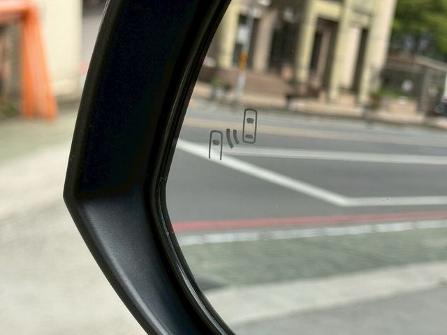 TOYOTA豐田 RAV4  第12張相片