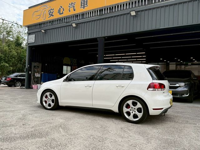 VOLKSWAGEN福斯 GOLF GTI  第3張相片