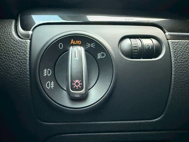 VOLKSWAGEN福斯 GOLF GTI  第8張相片