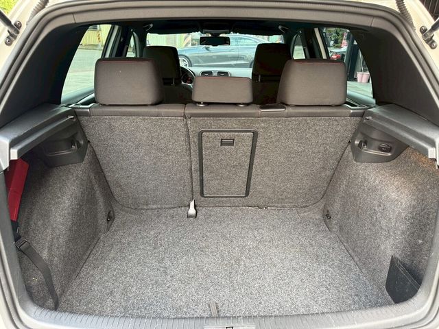 VOLKSWAGEN福斯 GOLF GTI  第12張相片