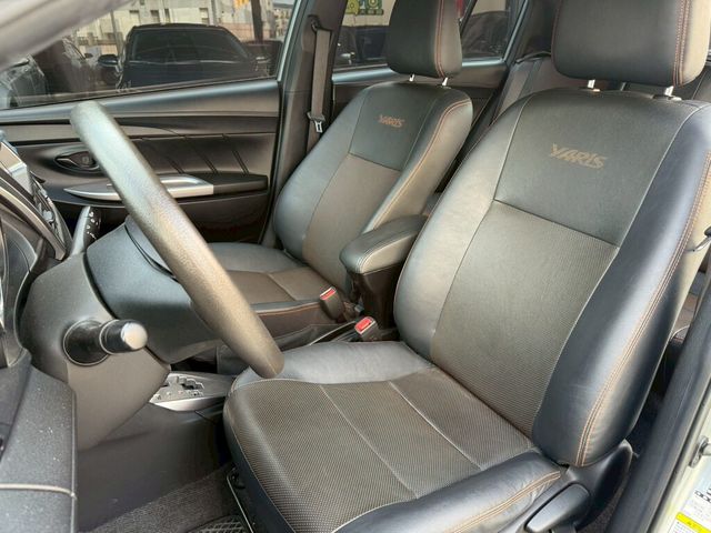 TOYOTA豐田 YARIS  第6張相片