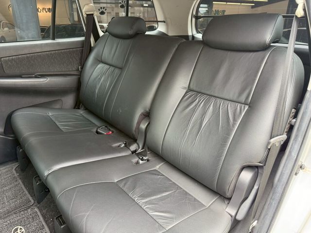 TOYOTA豐田 INNOVA  第8張相片