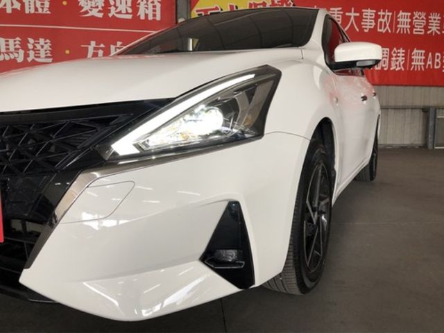 NISSAN日產 TIIDA  第8張相片