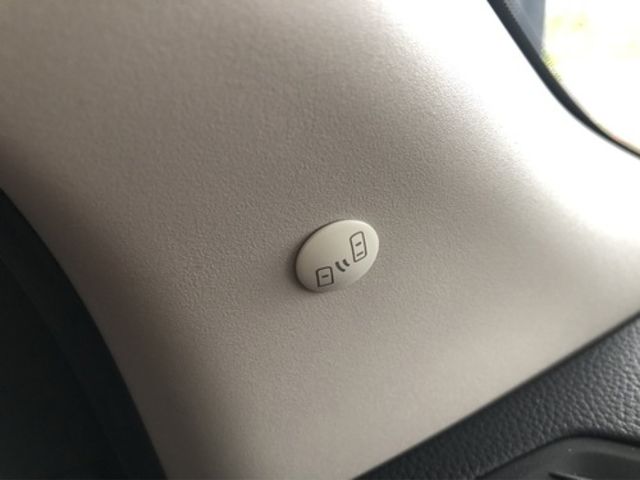 NISSAN日產 TIIDA  第17張相片