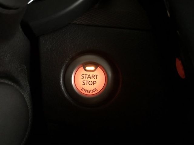 NISSAN日產 TIIDA  第18張相片
