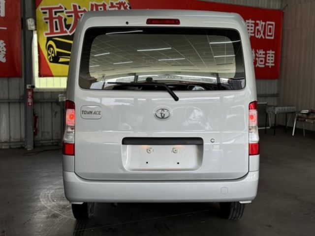 TOYOTA豐田 TOWN ACE  第5張相片