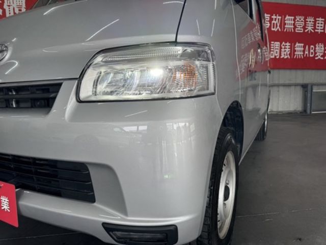 TOYOTA豐田 TOWN ACE  第7張相片