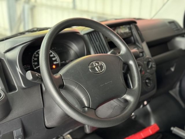 TOYOTA豐田 TOWN ACE  第9張相片