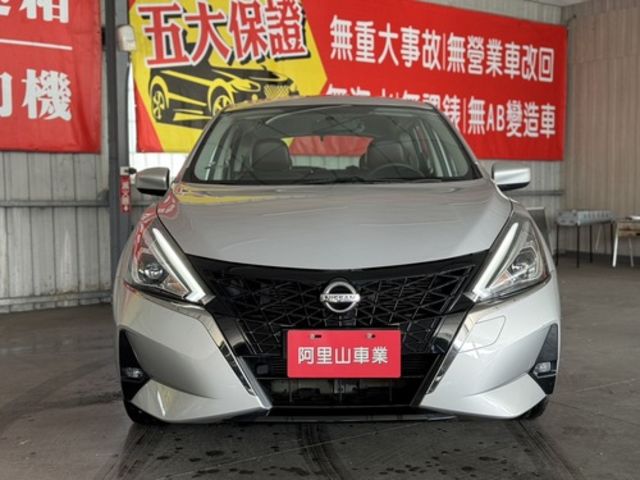 NISSAN日產 TIIDA  第2張相片