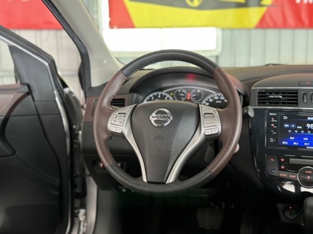 NISSAN日產 TIIDA  第11張相片