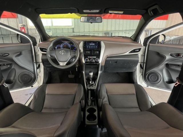 TOYOTA豐田 YARIS CROSSOVE  第12張相片