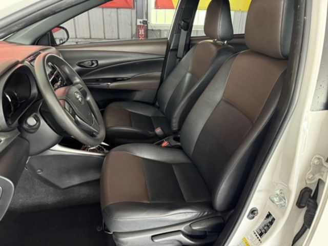 TOYOTA豐田 YARIS CROSSOVE  第13張相片