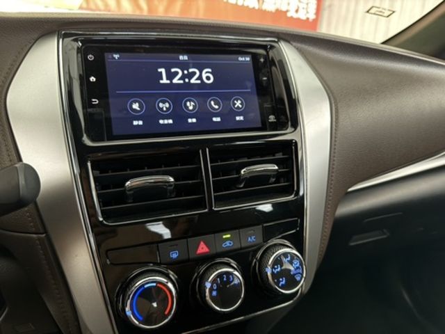 TOYOTA豐田 YARIS CROSSOVE  第15張相片