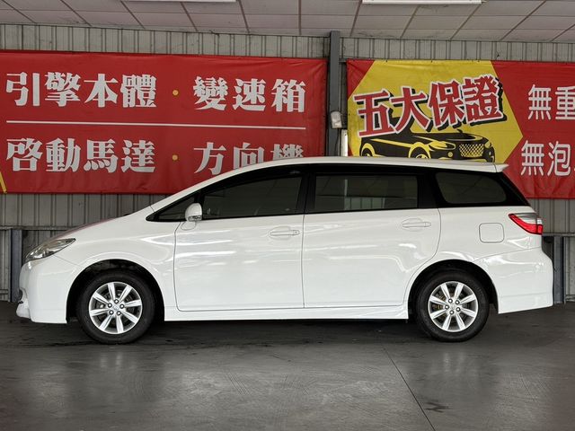 TOYOTA豐田 WISH  第3張相片