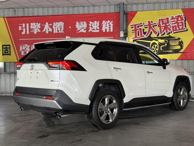 TOYOTA豐田 RAV4  第4張相片
