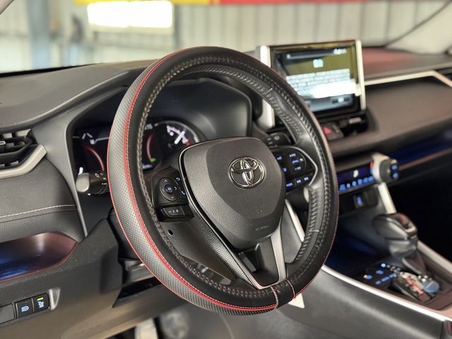 TOYOTA豐田 RAV4  第10張相片