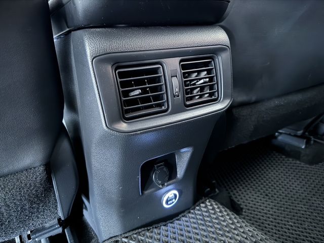 TOYOTA豐田 RAV4  第18張相片