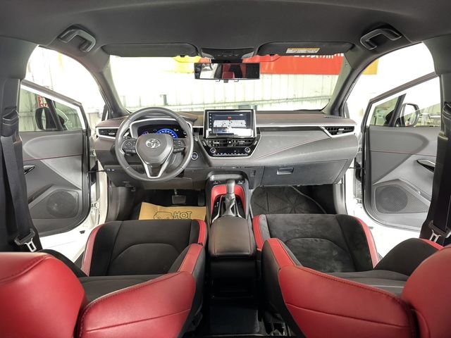 TOYOTA豐田 COROLLA SPORT  第27張相片