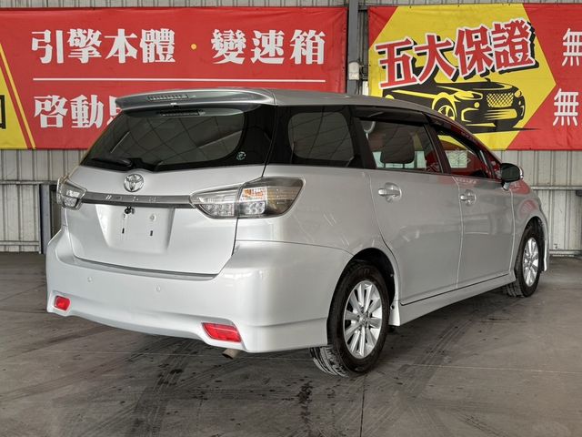 TOYOTA豐田 WISH  第4張相片