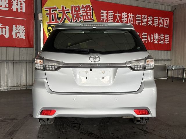 TOYOTA豐田 WISH  第5張相片