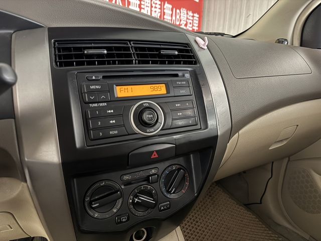 NISSAN日產 LIVINA  第14張相片