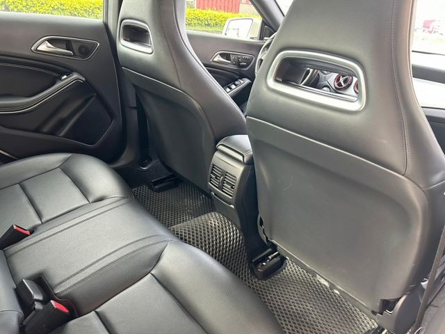 CLA-CLASS  第11張相片