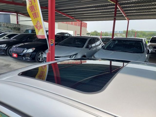 5 SERIES SEDAN E60  第11張相片