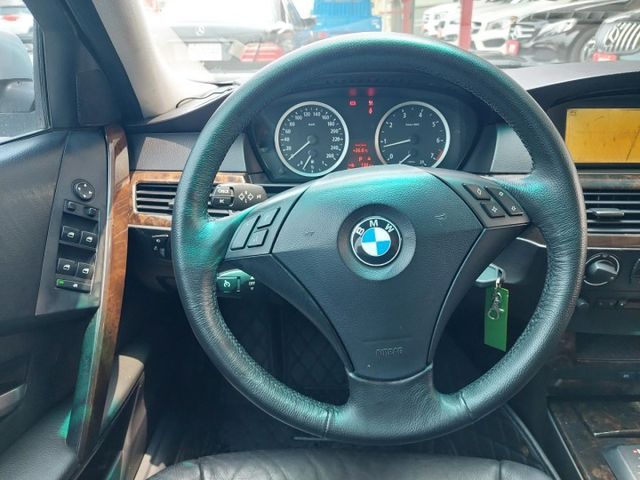 5 SERIES SEDAN E60  第13張相片