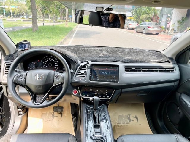 HR-V  第4張相片