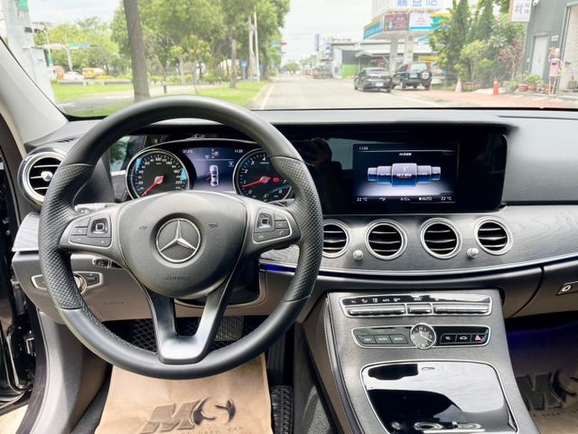 E-CLASS W213  第10張相片