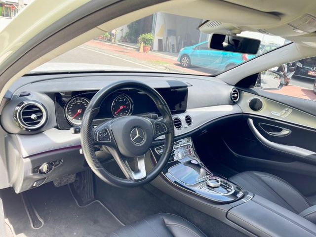 E-CLASS W213  第8張相片