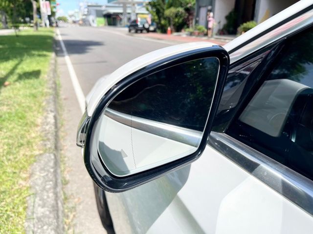 E-CLASS W213  第10張相片