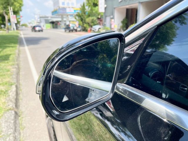 E-CLASS W213  第8張相片