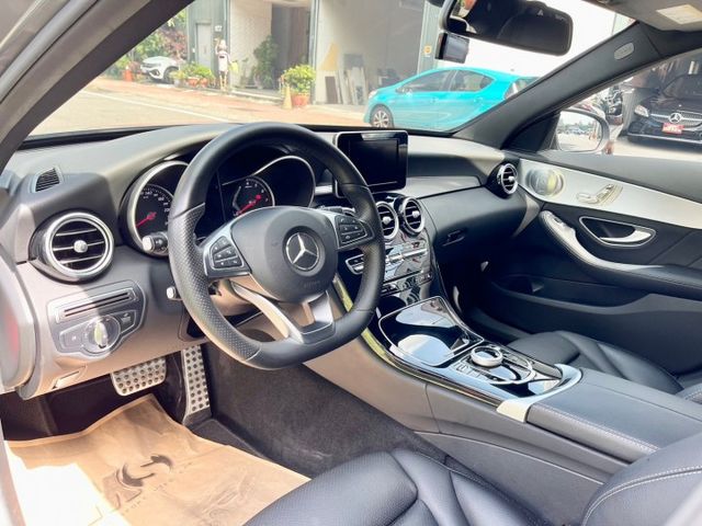 C-CLASS SEDAN W205  第11張相片