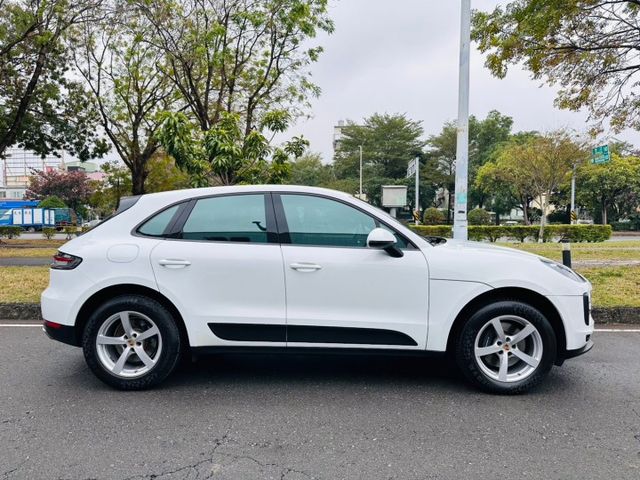 MACAN  第15張相片