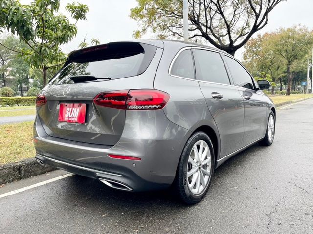 B-CLASS W247  第17張相片