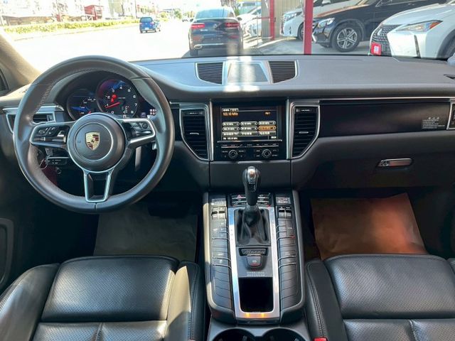 MACAN  第14張相片