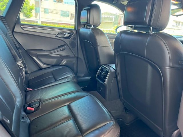 MACAN  第15張相片