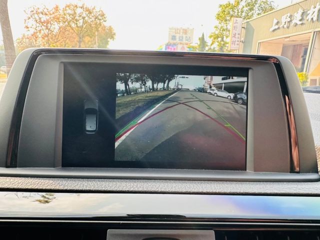 1 SERIES F20  第4張相片